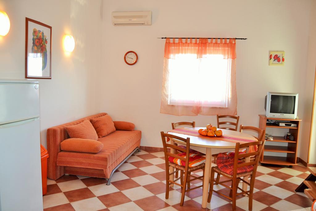 Apartments Green Village Premantura Phòng bức ảnh