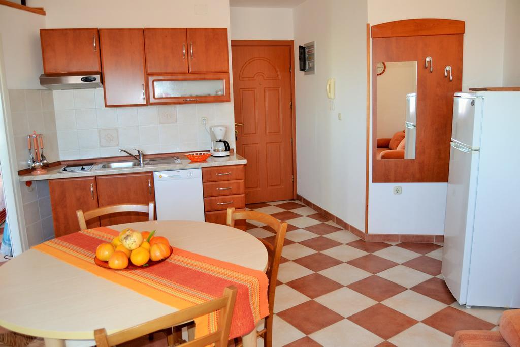 Apartments Green Village Premantura Phòng bức ảnh